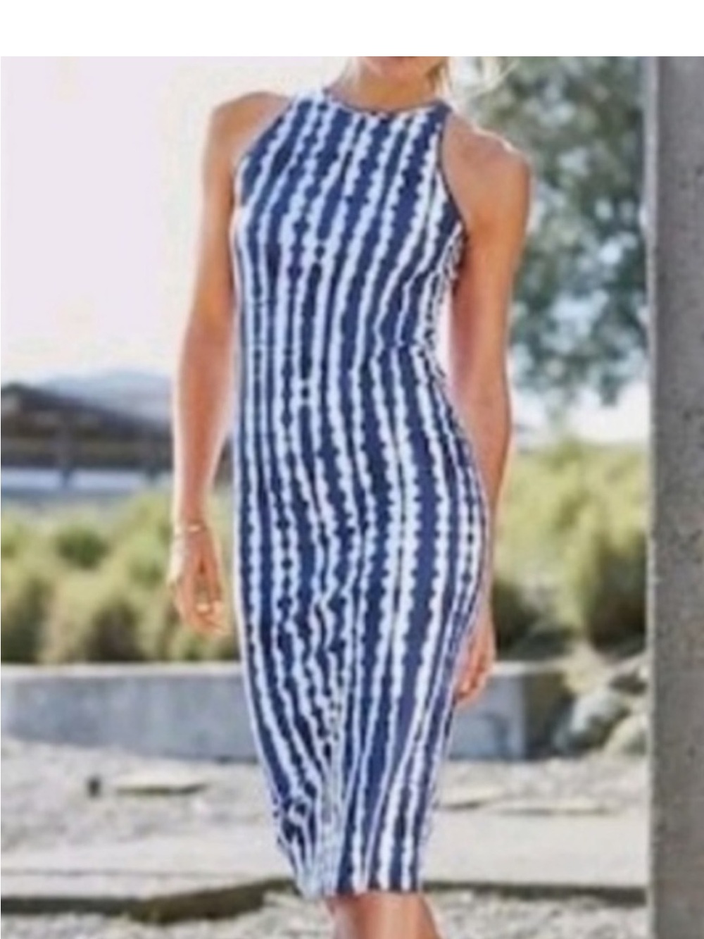 Athleta Tidal Vestido Navy and White Striped Tie-Dye Midi Dress